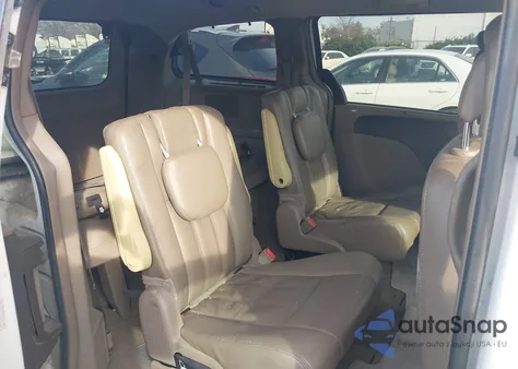 2014 Chrysler Town & Country Touring z USA, uszkodzony, nr VIN 2C4RC1BGXER225554